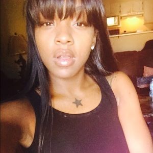 Meet your Posher, Sharnaye