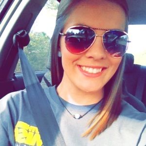 Meet your Posher, Katie