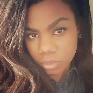 Meet your Posher, Tavia