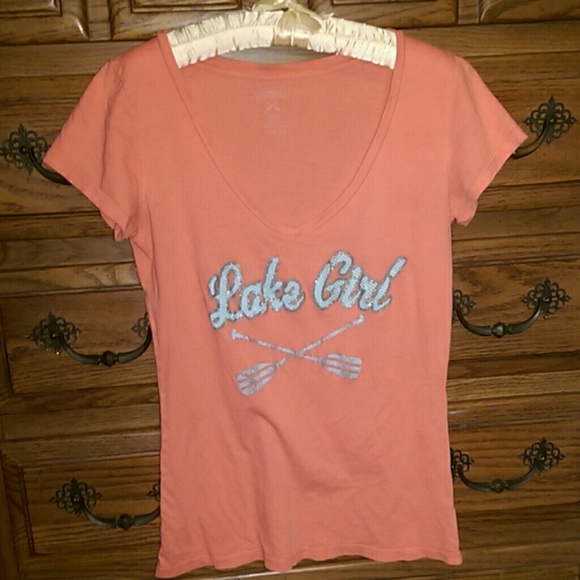 Lake girl top