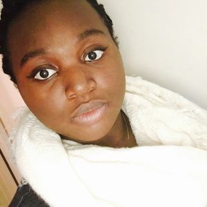 Meet your Posher, Esosa