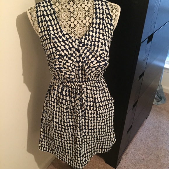 Lovely blue and white print dress