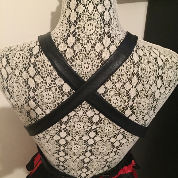 Bebe dress - Picture 2 of 4