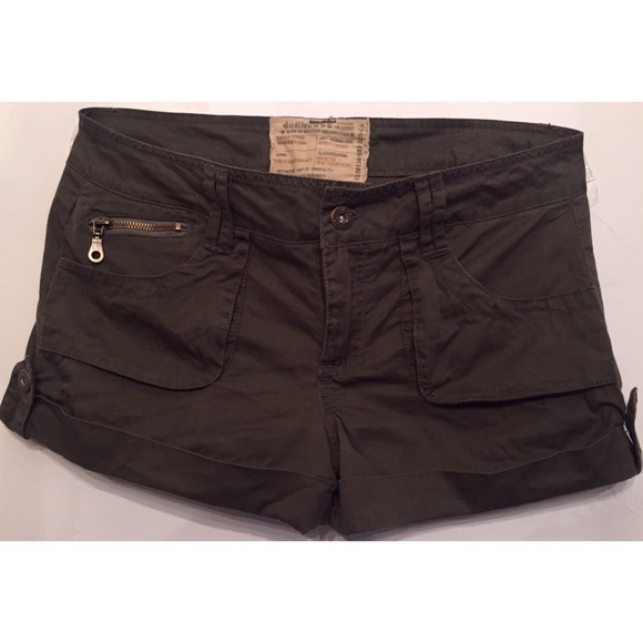 😍Lara croft cosplay shorts!😍