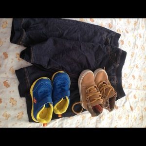 2pants,2pair shoes,2jackets,1sweater