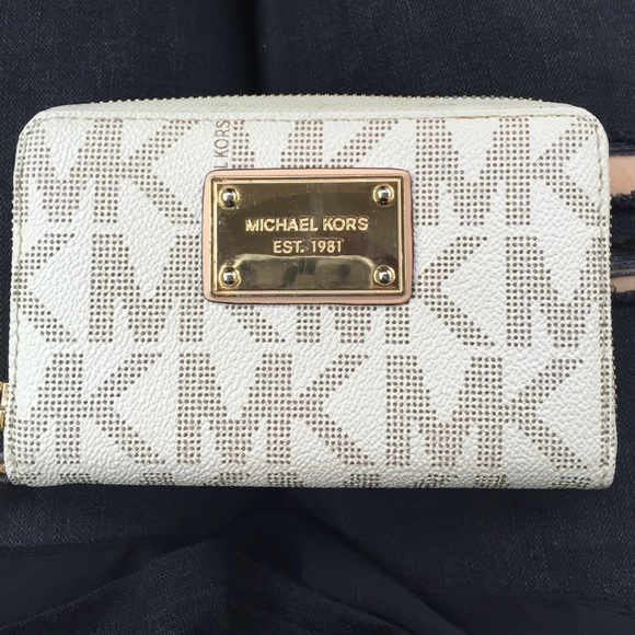 Michael Kors Wallet AUTHENTIC