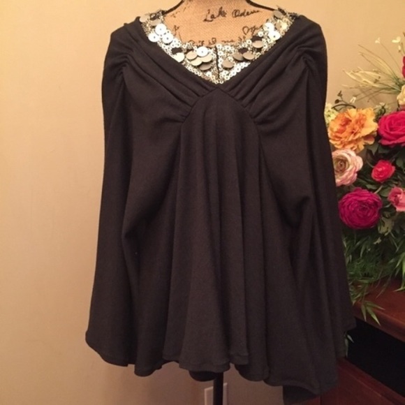 Charcoal top - Picture 2 of 3