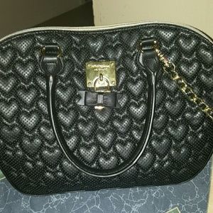 BEAUTIFUL QUILTED BETSEY JOHNSON SATCHEL!!