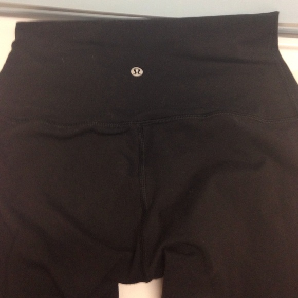 Lululemon NWOTsold out Wunder under pant roll down - Picture 4 of 4