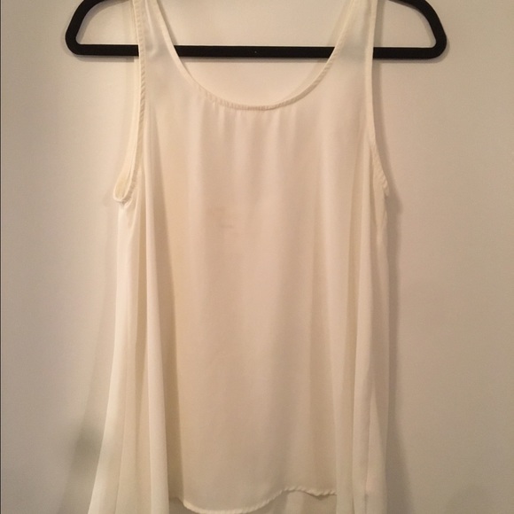 White tank, back bow - Picture 2 of 4