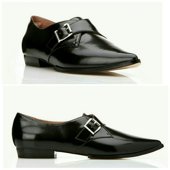 SOLD.      Modernist monkstrap patent leather shoe - Picture 3 of 4