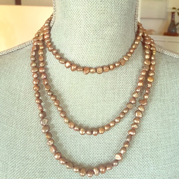 chocolate fresh water pearl necklace.