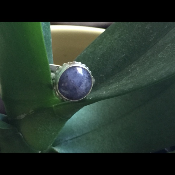 Sterling silver tanzanite ring size 6.5
