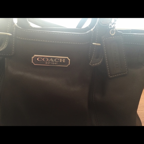 Brown leather Coach purse. - Picture 3 of 4