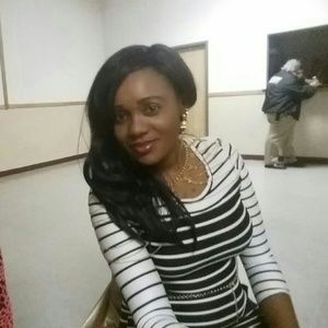 Meet your Posher, Yvette