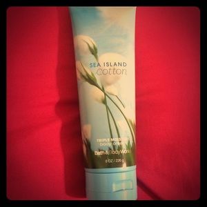 Bath and a Body Works Sea Island Cotton Cream