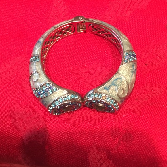 Bracelet - Picture 2 of 4