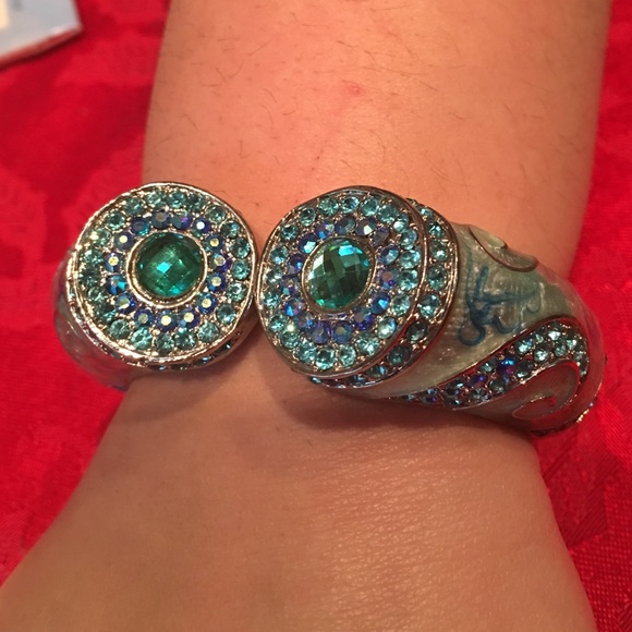 Bracelet - Picture 3 of 4