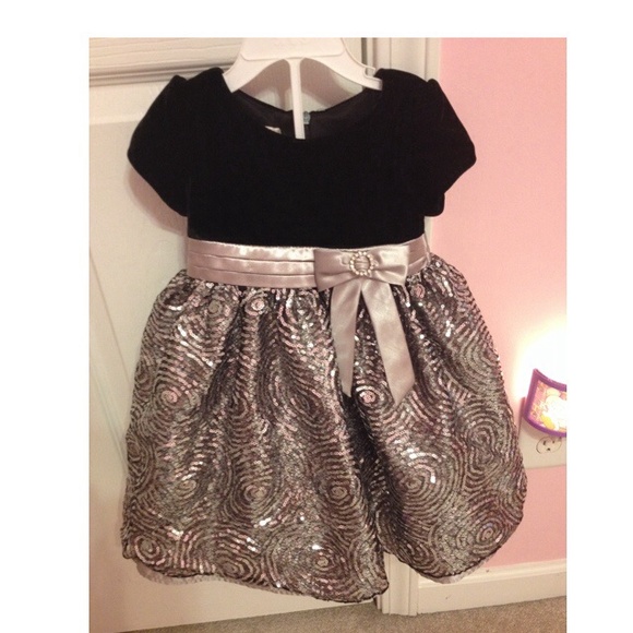 Make an offer. 3t Special occasion dress.