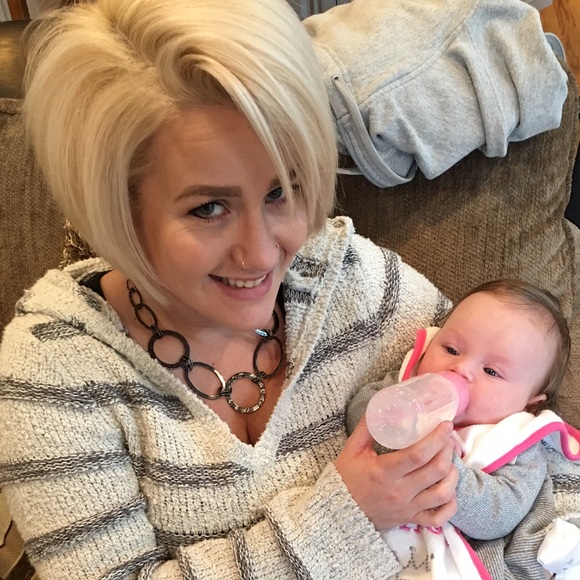 Meet your Posher, Lindsey