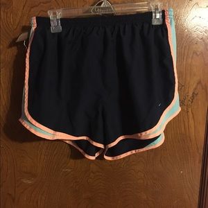 Nike shorts XL