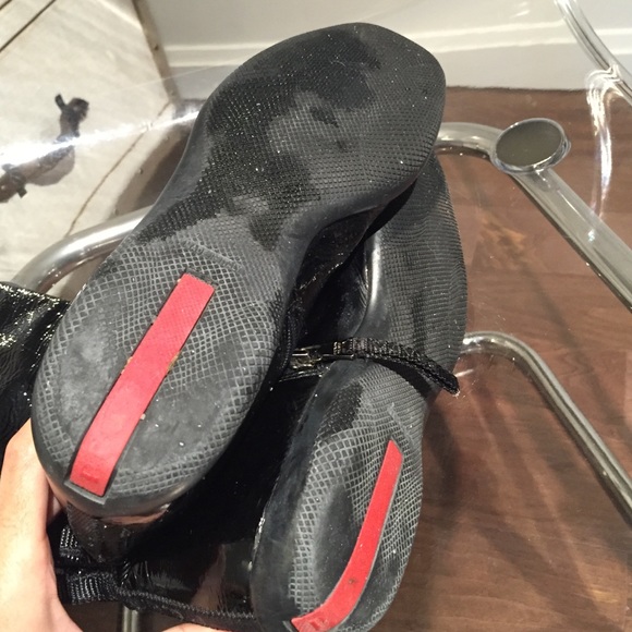 Prada authentic - Picture 3 of 4