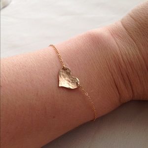 14k gold heart charm bracelet