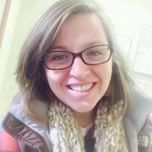 Meet your Posher, Caitlin