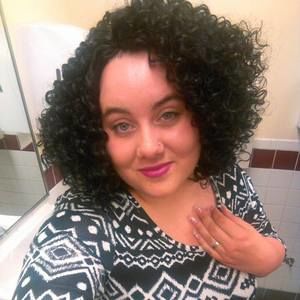 Meet your Posher, Angela