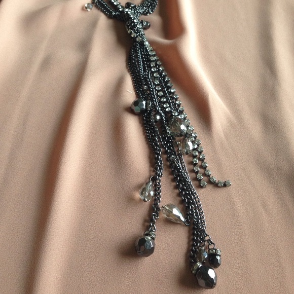 Never worn black dazzle necklace