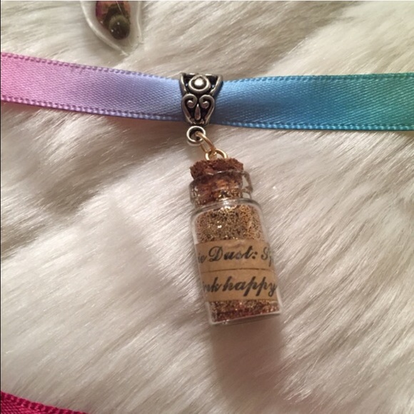 Fairy dust necklace💕