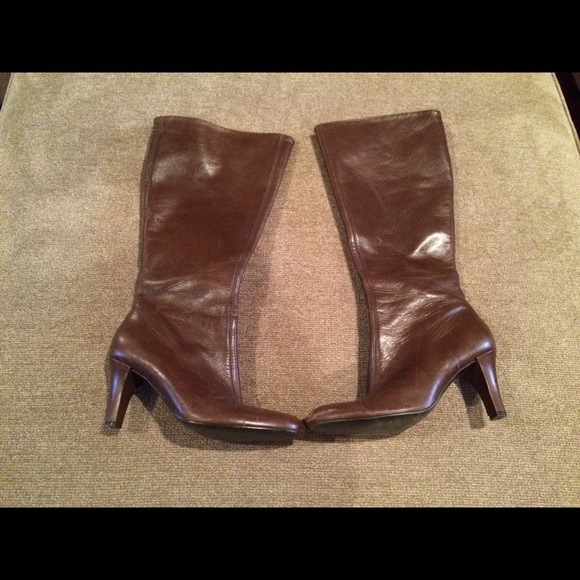 Gianni Bini tall leather boots