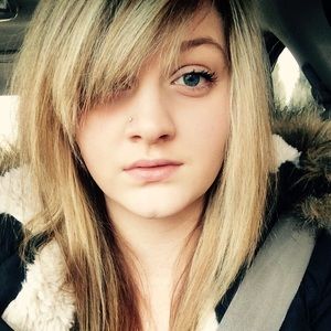 Meet your Posher, Sabrina