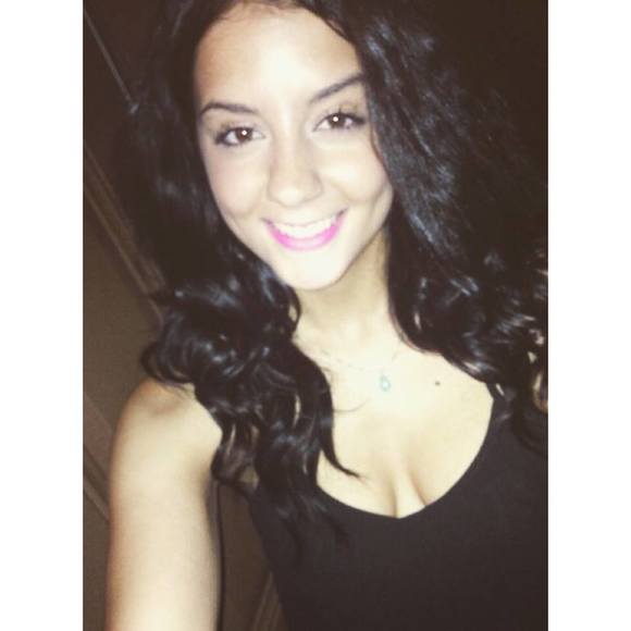 Meet your Posher, Lauren - Picture 1 of 1