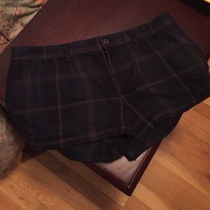 Navy and Black Plaid Shorts (14)