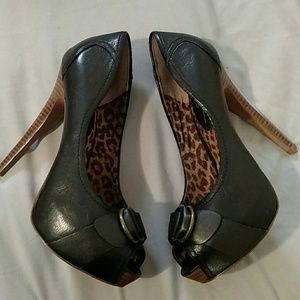 Jessica simpson heels