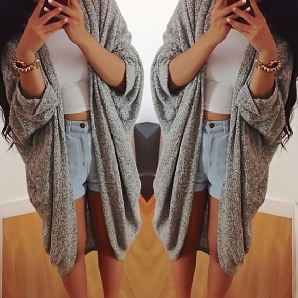 ❗️sold❗️Oversized Grey Cardigan