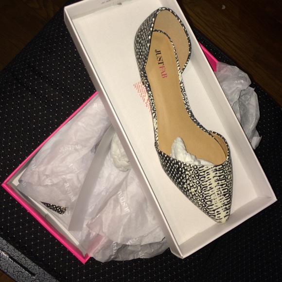 Brand new Flats from Just Fab