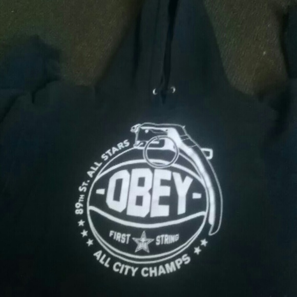 Black obey hoodie.