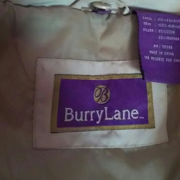 Tan puffer jacket with two zipper pockets NWOT - Picture 4 of 4