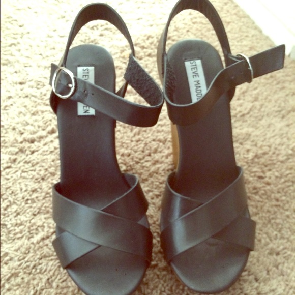 Steve Madden Wedges