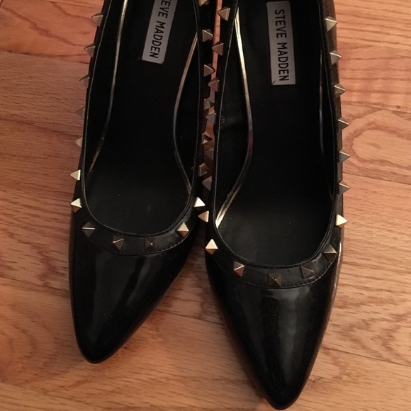 Steve Madden gold spiked heels