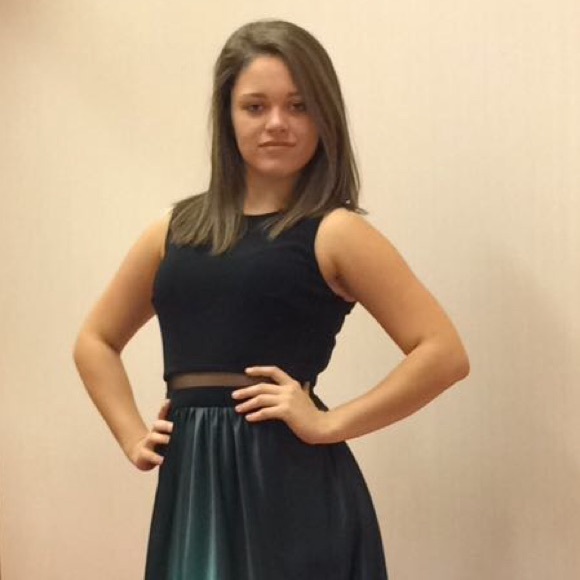 Meet your Posher, Emma - Picture 1 of 1