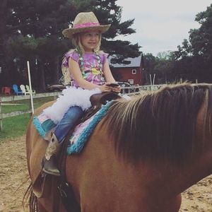 Meet your Posher, Tina