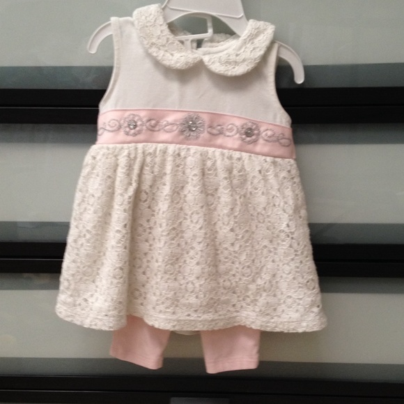 🎀Gorgeous 9- 12 months set dress with headband🎀