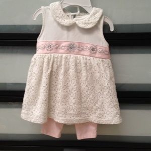 🎀Gorgeous 9- 12 months set dress with headband🎀