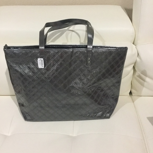 Tote - Picture 2 of 4