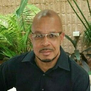 Meet your Posher, Derrick