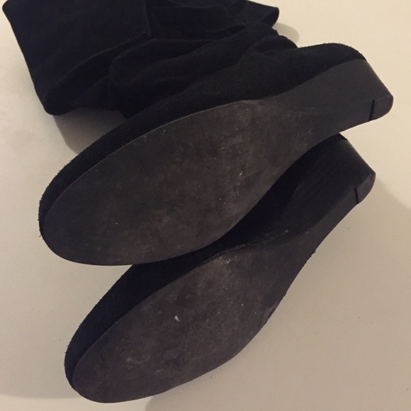 ✨Nine West suede boots.✨ - Picture 2 of 4