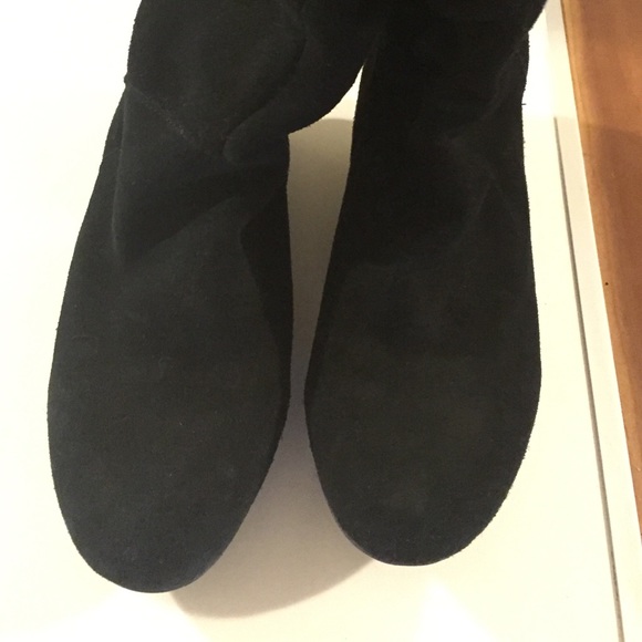 ✨Nine West suede boots.✨ - Picture 4 of 4